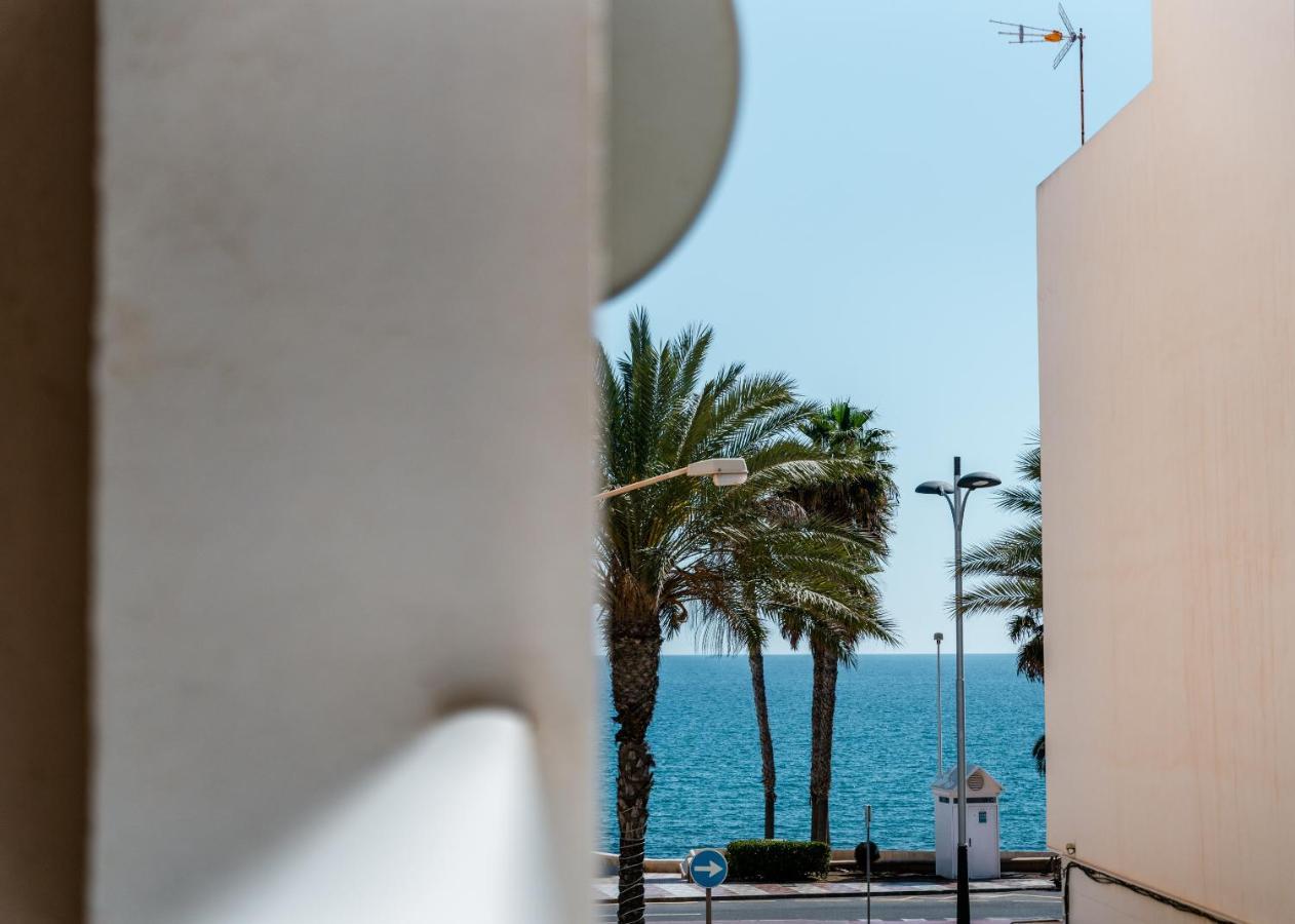 Apartamento Con Piscina Y Terraza A 50 Metros De La Playa ロケタス・デ・マル エクステリア 写真
